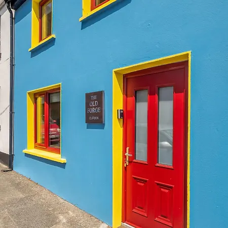 The Old Forge Nyaraló Clifden