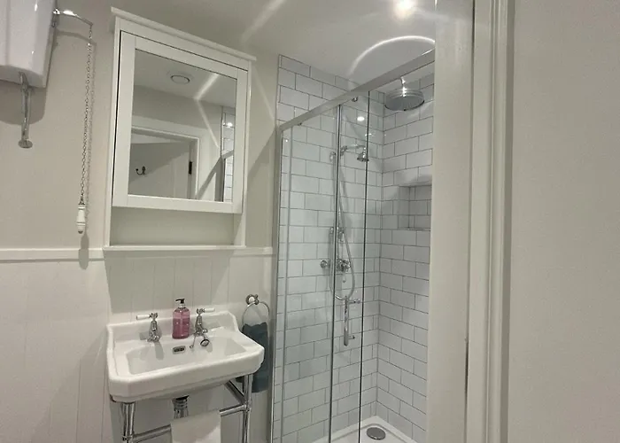 The Old Forge בית נופש *