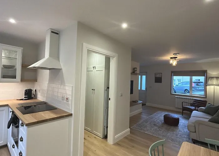 The Old Forge קליפדן